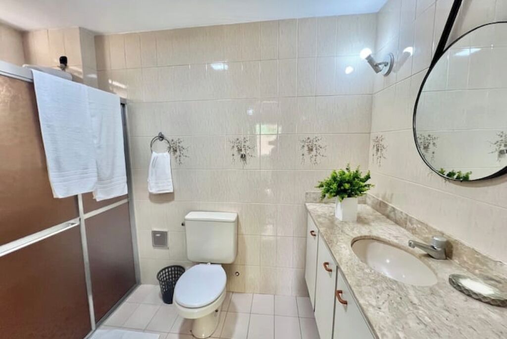 Photo of Bathroom in Praia do Morro