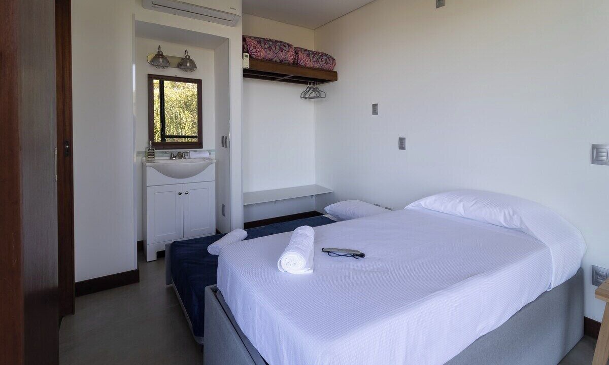 Photo of Bedroom in Lagoa da Conceicao