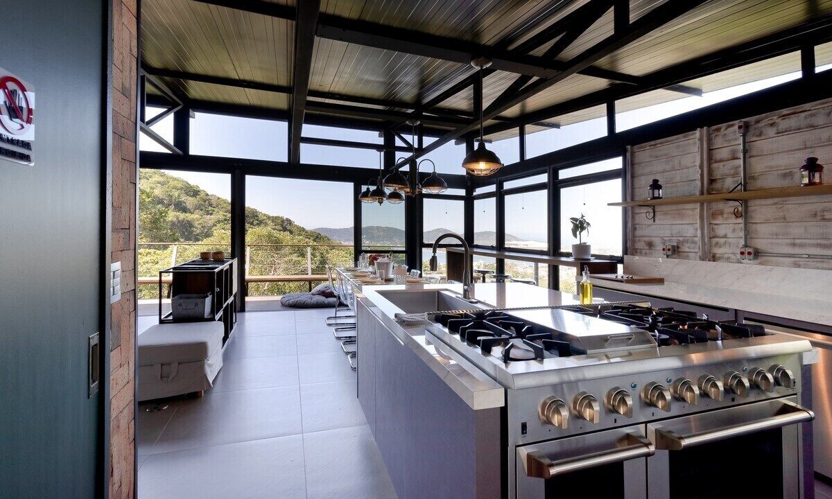 Photo of Kitchen in Lagoa da Conceicao