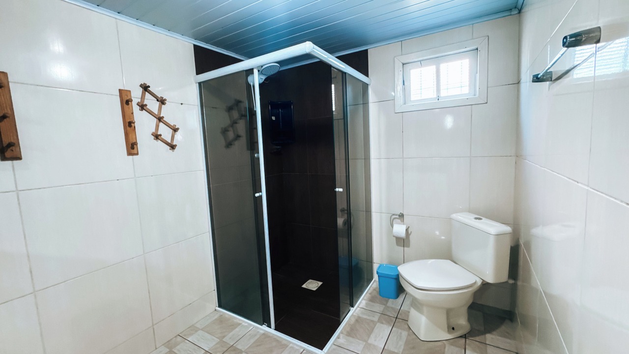 Photo of Bathroom in Praia da Armacao do Itapocoroi