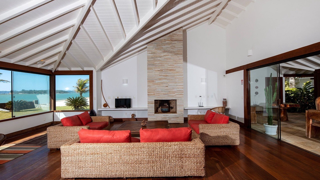 Photo of Livingroom in Praia Rasa