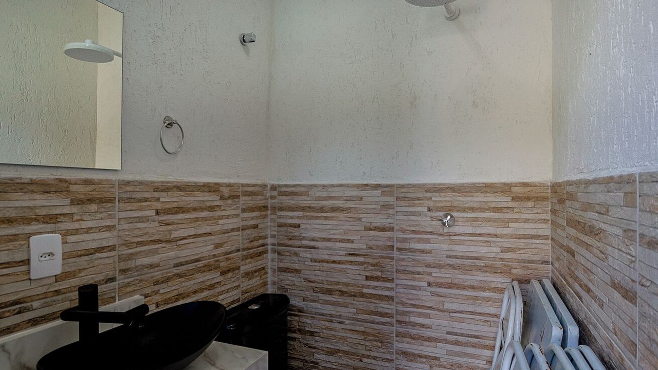Photo of Bathroom in Itaipuacu