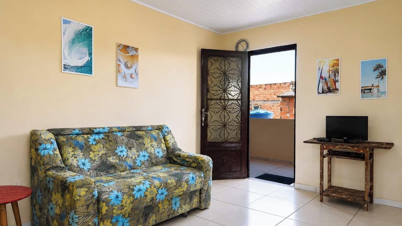 Photo of Livingroom in Aquarius