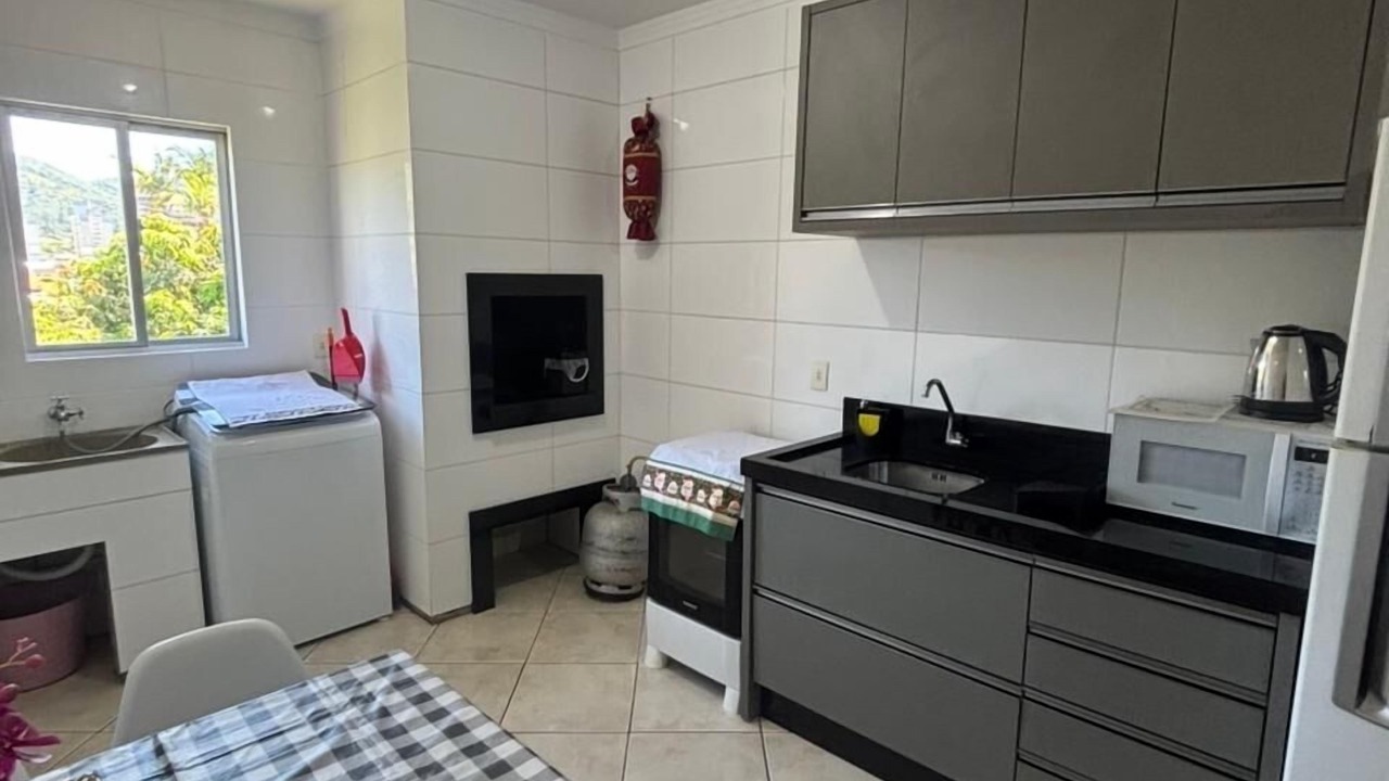 Photo of Kitchen in Tabuleiro dos Oliveiras