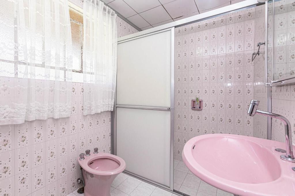 Photo of Bathroom in Bacacheri
