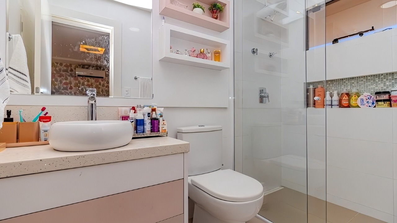 Photo of Bathroom in Praia dos Amores