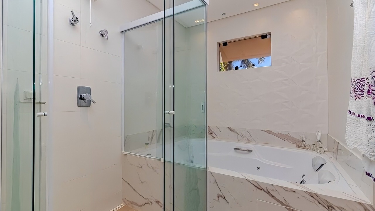 Photo of Bathroom in Praia dos Amores