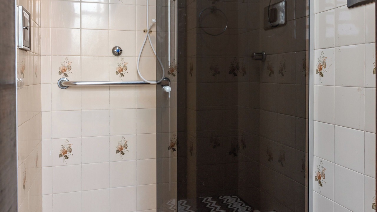 Photo of Bathroom in Freguesia