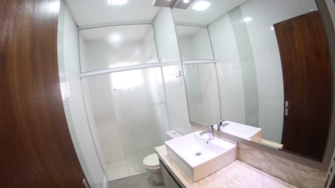 Photo of Bathroom in Penha