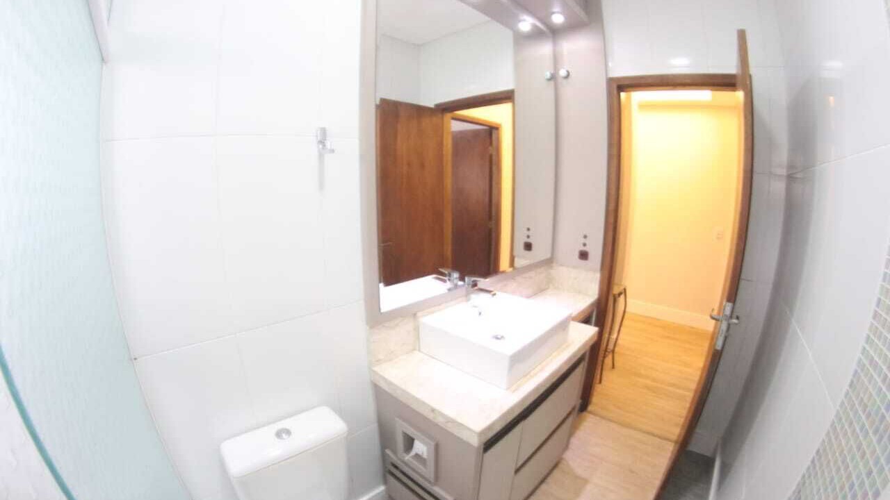 Photo of Bathroom in Penha