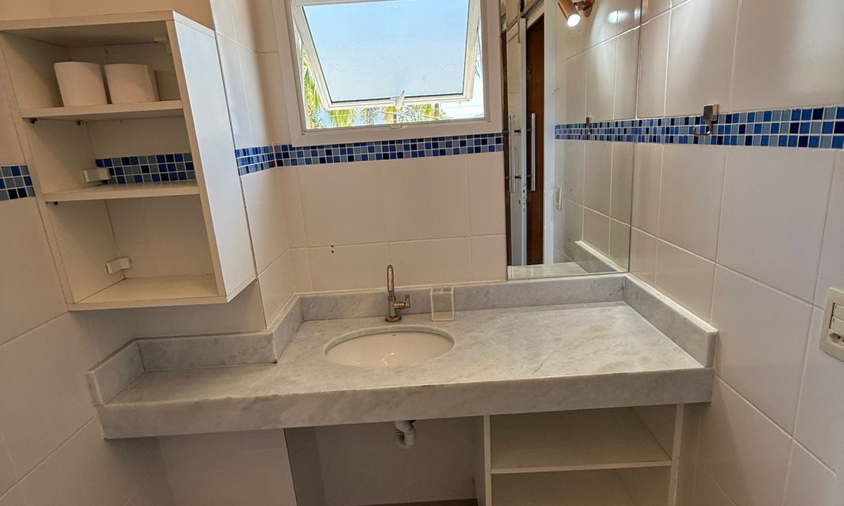 Photo of Bathroom in Morada da Praia