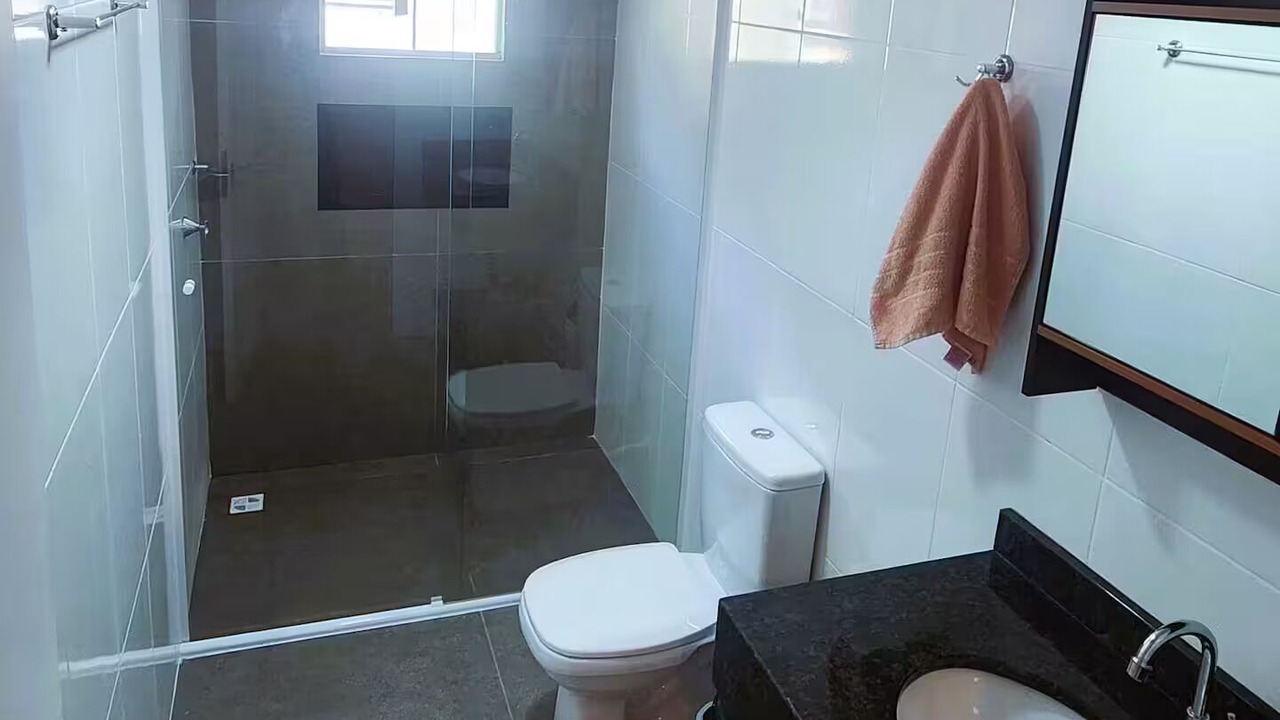 Photo of Bathroom in Praia da Armacao do Itapocoroi
