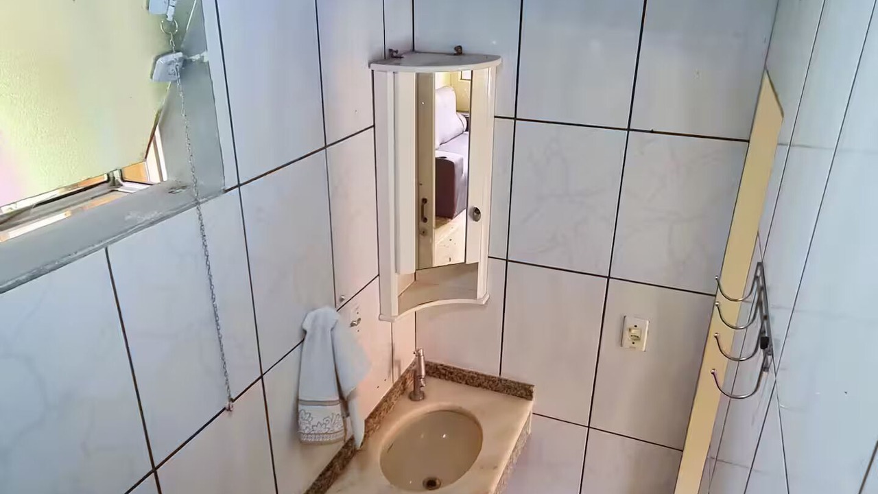 Photo of Bathroom in Praia da Armacao do Itapocoroi