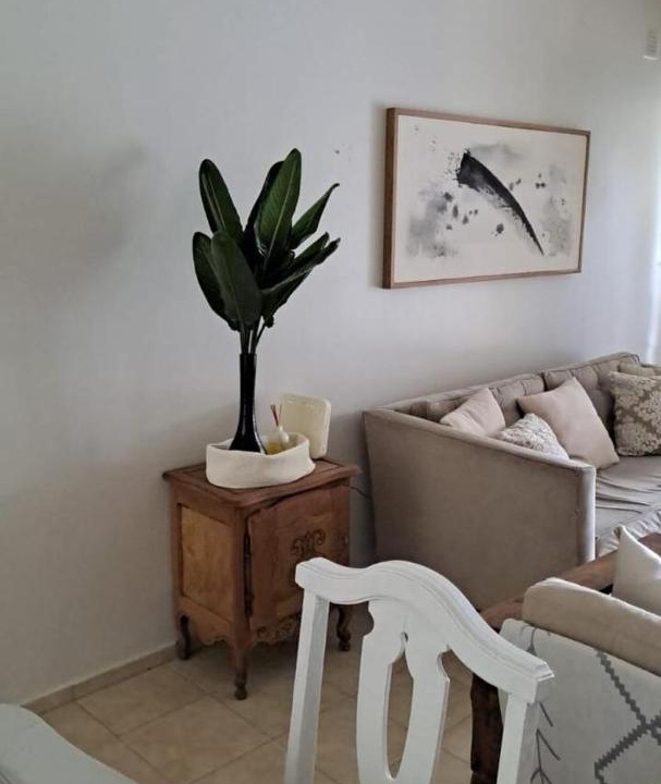 Photo of Livingroom in Yerba Buena