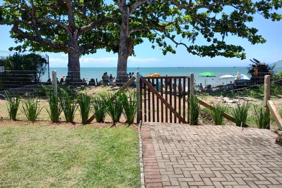 Photo of Others in Praia da Armacao do Itapocoroi