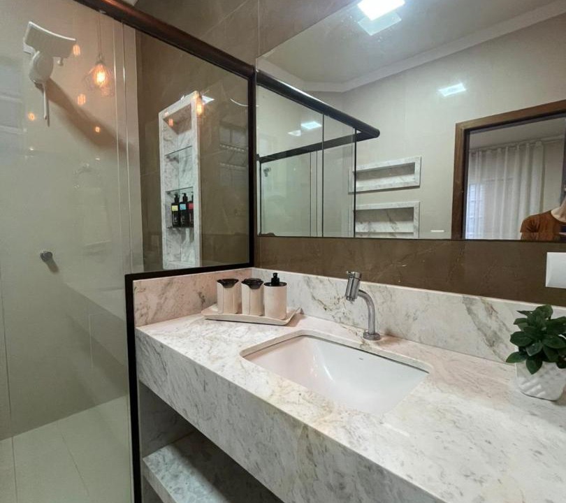 Photo of Bathroom in Maringa