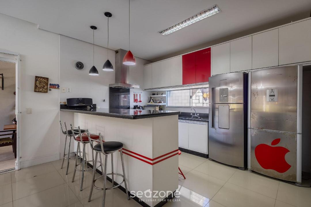 Photo of Kitchen in Praia da Armacao do Itapocoroi
