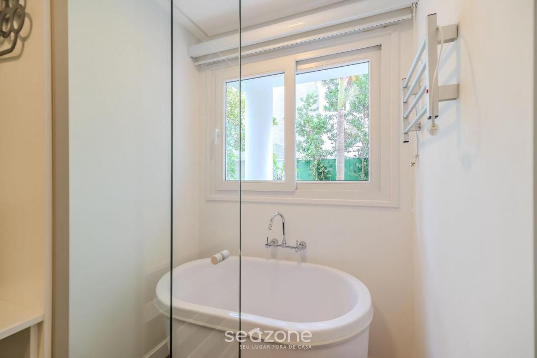 Photo of Bathroom in Lagoa Pequena