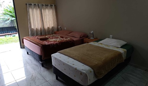Deluxe Triple Room, Non Smoking, Garden View
