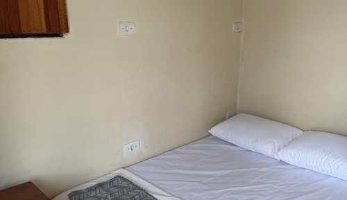 Suite Jorge Ubatuba custo - beneficio 500 mts da praia