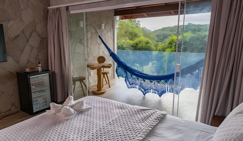 Quarto Premium - Vila Árvore