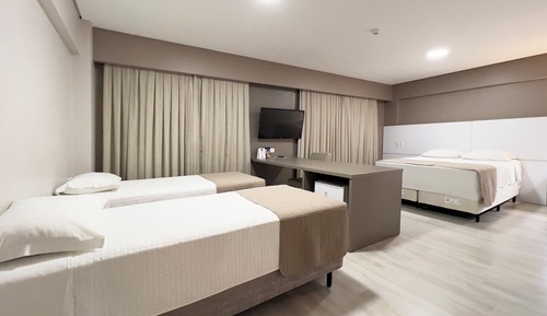 Deluxe Quadruple Room
