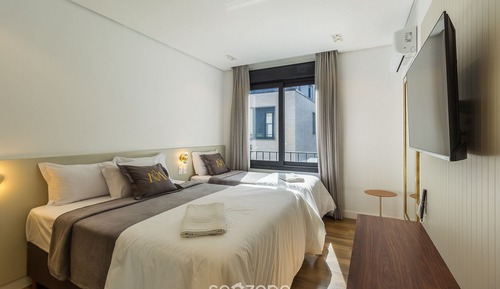 Basic Apartment