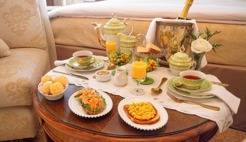 Deluxe Suite