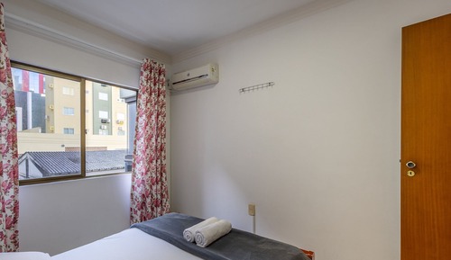 Basic Apartment