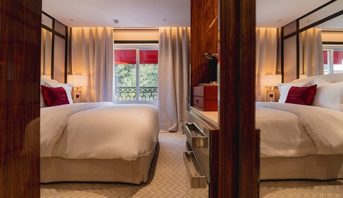 MAGNUM SUITE