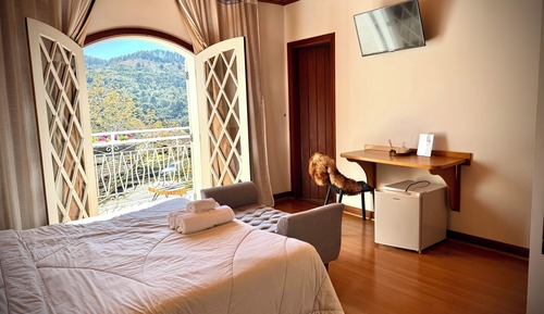 Superior Room, Balcony, Mountain View