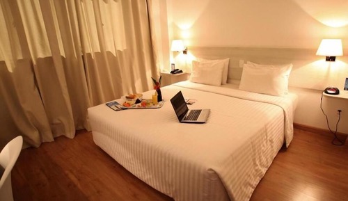 Quarto Executivo Casal