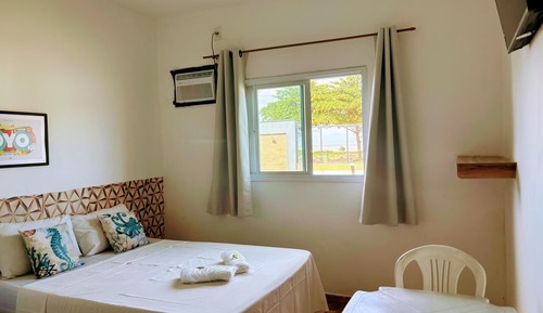 Room, Sea View