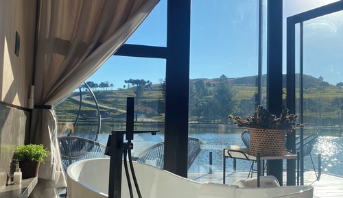 Panoramic Cabin, Hot Tub, Lake View (Lake House Casal Beira Lago)