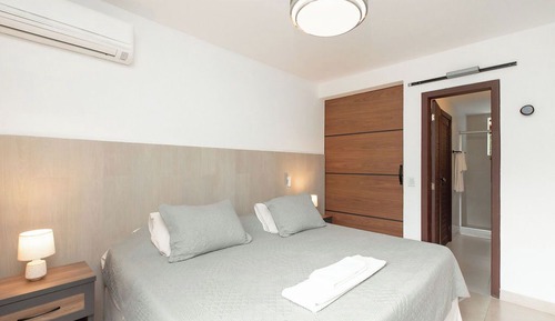 Superior Suite, Pool View (Quartos conjugados)