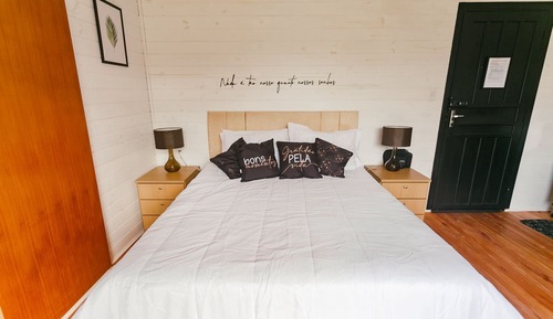 Deluxe Cabin, Mountain View