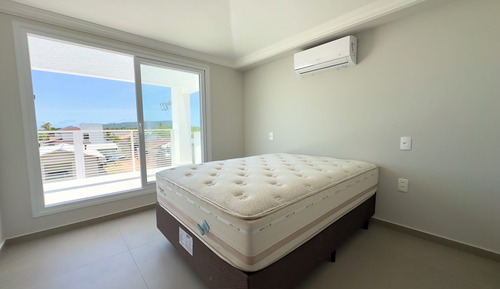 Luxury Apartment, Sea View