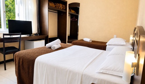 Deluxe Triple Room, Non Smoking, Pets Allowed