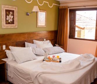 Suite with Hot Tub