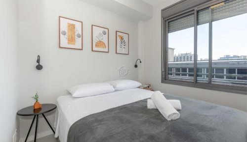 Apartment with Garden View