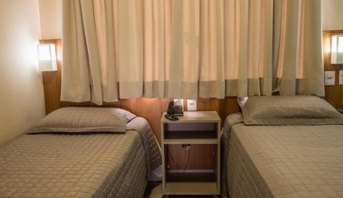 Deluxe Twin Room with Private Bathroom