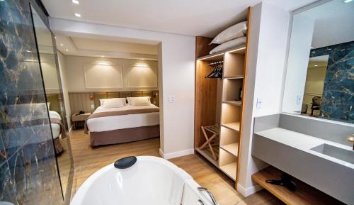 Suite Premium Plus