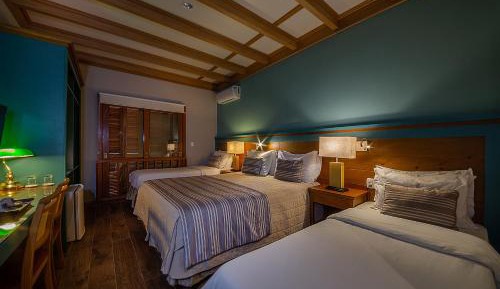 Deluxe Queen Room