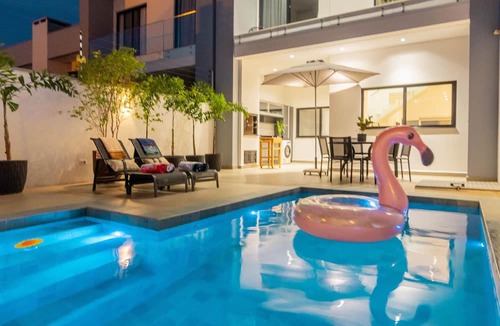 Foz do Iguacu Villa | Charming & Modern Villa with KING BED in the hear of Foz do Igua