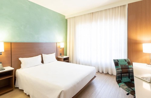 Aguas Belas Hotel | ibis Styles Curitiba Aeroporto