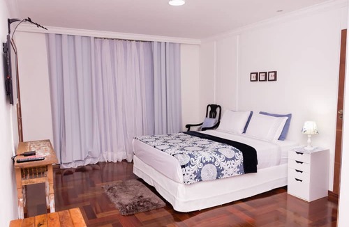 Santa Cruz de Minas Hotel | Hospedaria Casa Real