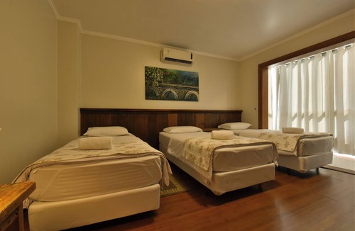 Dutra Hotel | Pousada Borô