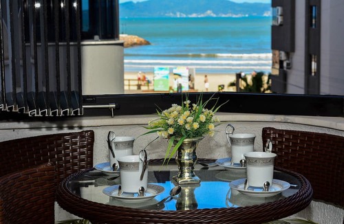 Centro Hotel | Aconchego em Itapema a 30 metros do Mar
