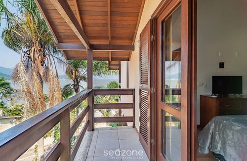 Sambaqui Apartment | Duplex House w/Beautiful View 80m Beach Rrf2562