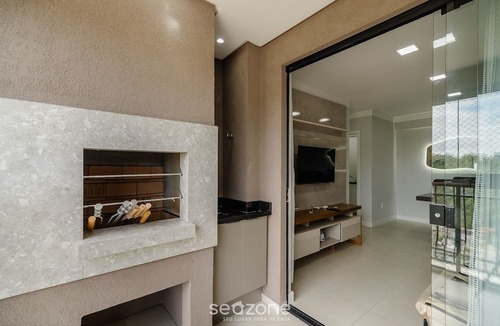 Tabuleiro dos Oliveiras Apartment | 2BR apt w/BBQ 750m From Beach Rvn2003